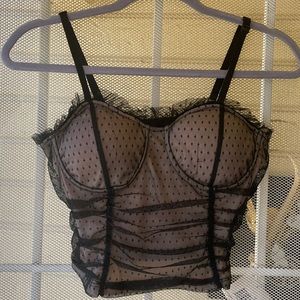 Lily White ~ M ~ Black/Beige Pallete